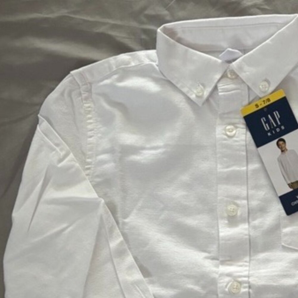 NWT GAP Youth Oxford Shirt – white – Size S (7/8)